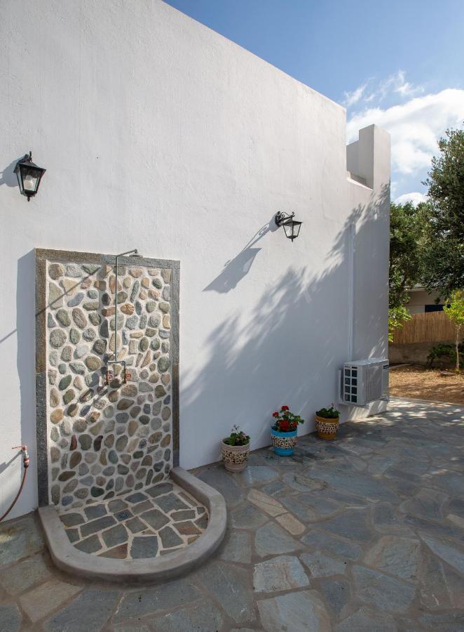 Ruby'S Summer House With Spacious Garden And Free Parking Gavrio Eksteriør bilde