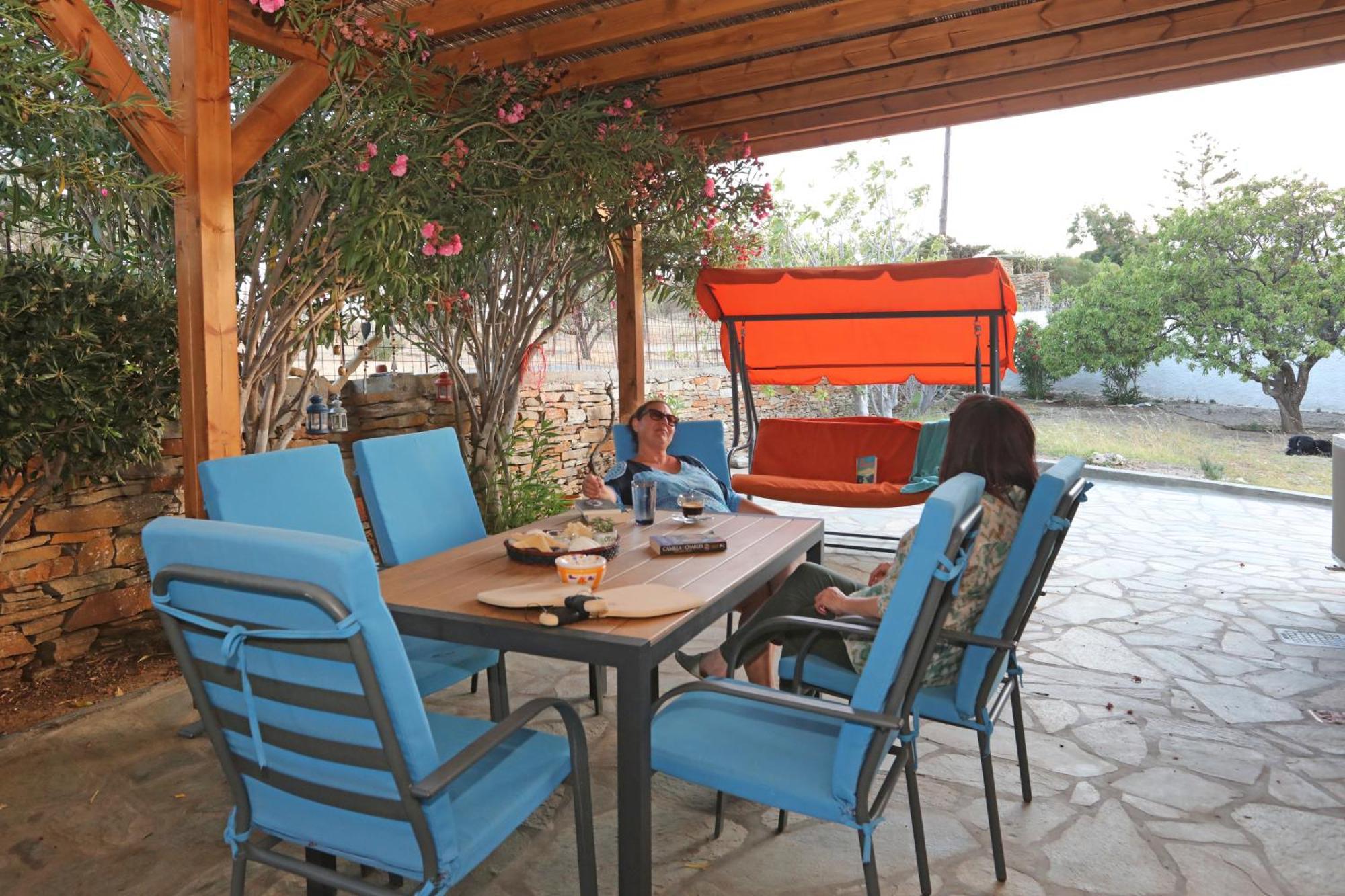 Ruby'S Summer House With Spacious Garden And Free Parking Gavrio Eksteriør bilde