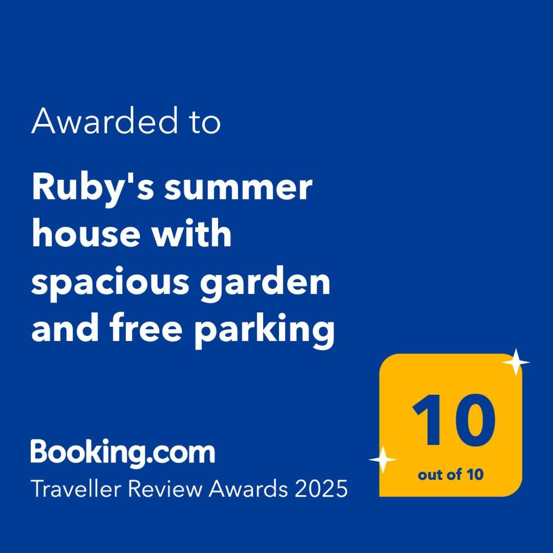 Ruby'S Summer House With Spacious Garden And Free Parking Gavrio Eksteriør bilde